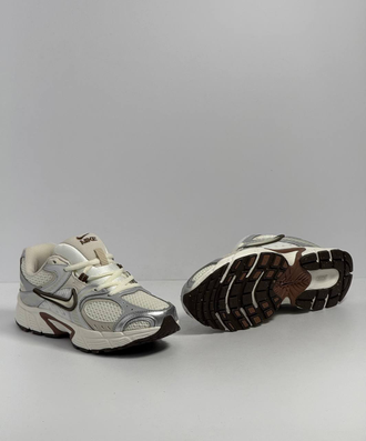Nike V5 RNR Sail Fauna Brown