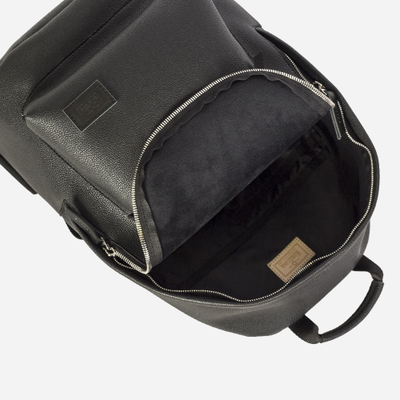 Основное отделение рюкзака Kokosina Daypack