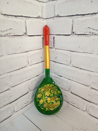 Деревянная столовая ложка Ландыш 190*60 мм зеленый фон