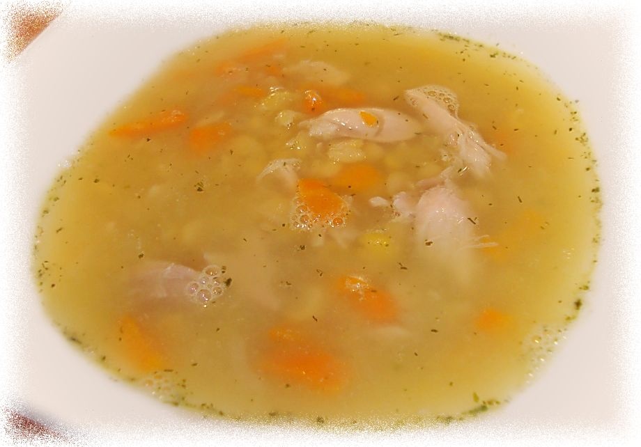 Можно кормящим гороховый суп. Гороховый суп ПП. Гороховый суп прокис. Разогрев супа. Суп пенится.