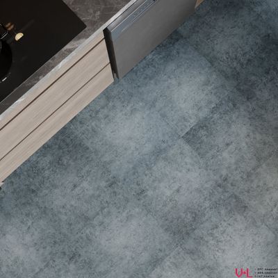 Кварцвиниловая плитка Art East Tile Hit Гранит Сити 761 42 класс толщина 2.5 мм клеевая 3.34 м2