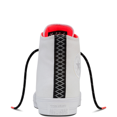 Кеды Converse Chuck II белые Canvas вид сзади