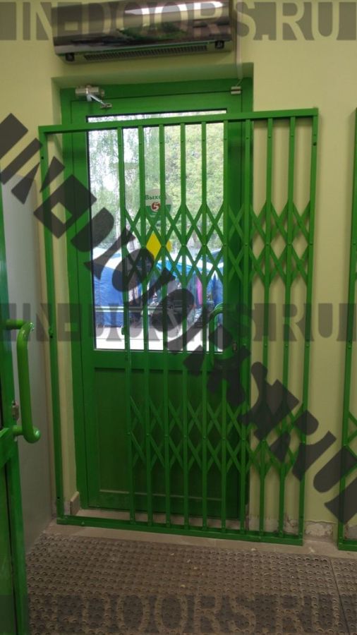 стоимость раздвижной решетки установленной в пятерочку 1