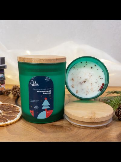 свеча в стакане с деревянной крышкой ШЕПОТ НОВОГО ГОДА | Соевый воск (лимонная цедра, кипарис, кедр, ель, янтарь, мох)