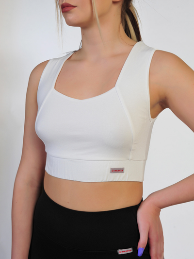 Топ 687 белый