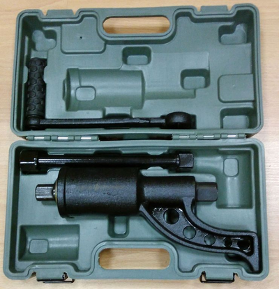 Гайковерт ручной с подшипником (кейс), без головок