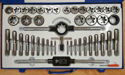 Набор резьбонарезной М6-24 мм, 45 предметов, металлический кейс