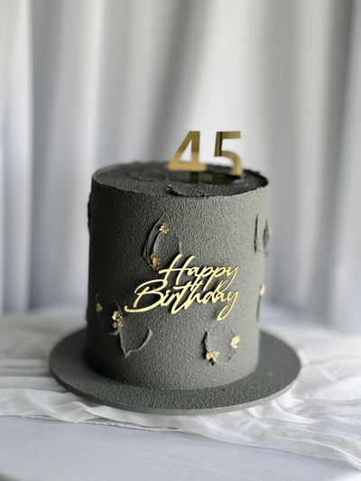 Торт с топпером