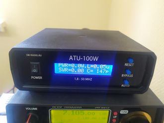 Автоматический антенный тюнер N7DDC в корпусе