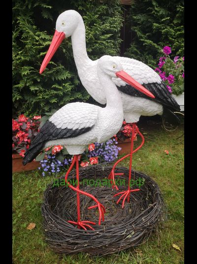 Аисты в гнезде Влюбленная пара (Аист-80см, аист-115см ) полистоун Аист - является символом новой жизни. Согласно русским народным поверьям, аист - птица, приносящая счастье в Ваш дом. Также аист покровительствует рождению детей.