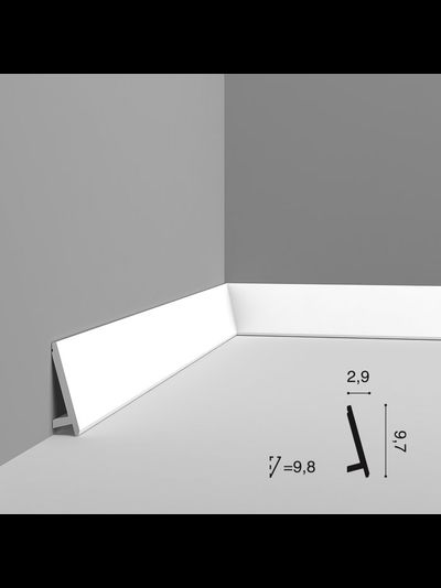 Напольный плинтус из дюрополимера Orac Decor коллекция MODERN SX179