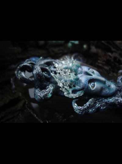 "Луми - Сердце Льдов", коллекционная брошь в стиле фентези