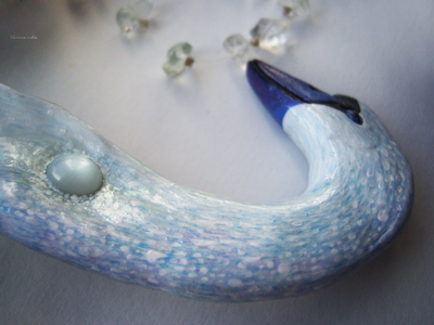 "Принцесса-Лебедь", волшебная брошь с натуральным лунным камнем (по мотивам "Лебединого озера")