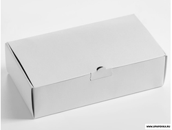Коробка белая с замком 18 х 10 х 5 см
