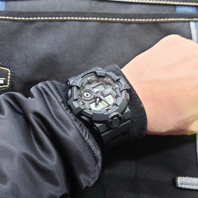 Часы Casio G-Shock GA-700BCE-1A