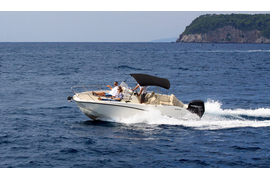 Морская прогулка на катере (по желанию с рыбалкой, вместимость катера- до шести человек)