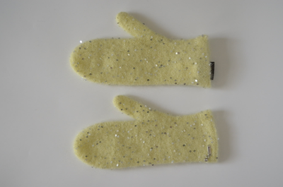 Варежки Vizio 1042 MU желтые с пайетками