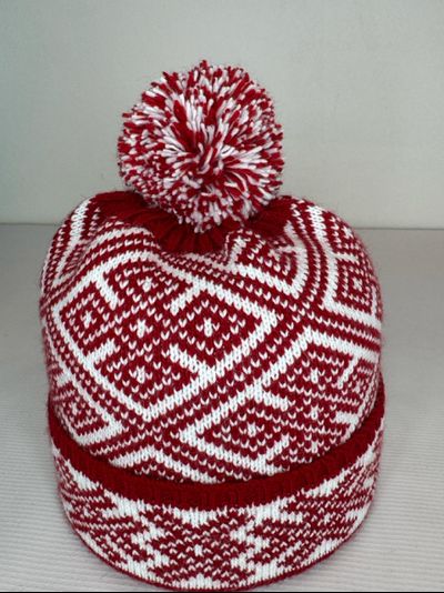 Шапочка "Корт Лов", красная