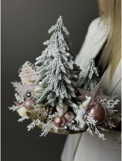 Настольная композиция с елками