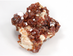 Ванадинит, кристаллы на породе, Марокко (37*34*23 мм, 59 г) №35887