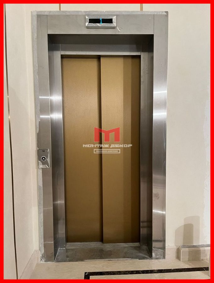 Оклейка плёнкой дверей лифта снаружи в Москве