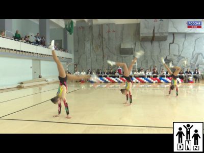 Помост для спортивной акробатики 12х12 м DNN  (толщиной 68 мм)