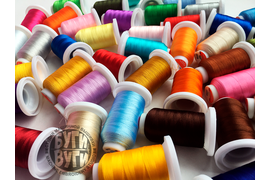 Цветные нитки для вышивания