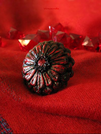 Лакированное кольцо "Цветок Бургундии" из термоглины