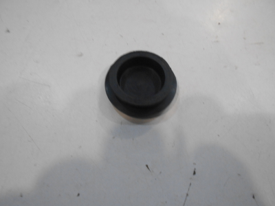 заглушка левой крышки двигателя Berva VT-50