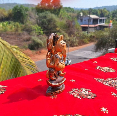 Ганеш из мангового дерева.