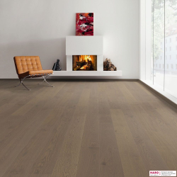 Декор паркетной доски  Haro Дуб Ракушечно-Серый Маркант браш 538946 в интерьере гостиной