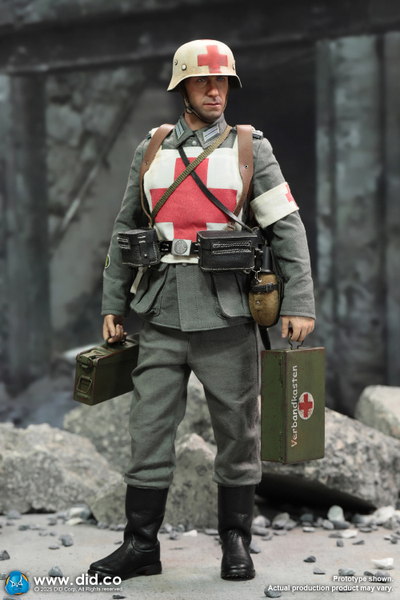 ПРЕДЗАКАЗ - Немецкий военный медик - Коллекционная ФИГУРКА 1/6 WWII German WH Medic Officer Candidate, Unterazt – Gr?ger (D80183) - DID ?ЦЕНА: 27900 РУБ.?