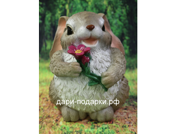 Зайка с цветком 24*15см    0,9кг   полистоун Россия 1097-012146