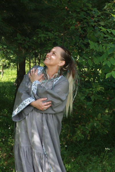 Халат-кимоно из конопли с вышивкой