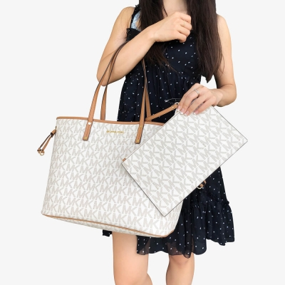 Сумка Michael Kors Jet Set Travel Vanilla