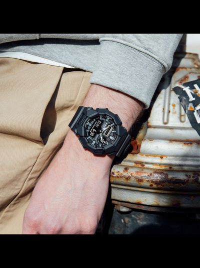 Часы Casio G-Shock GA-010-1A1