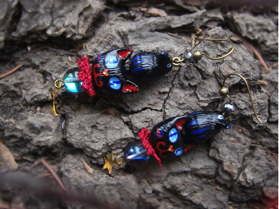 "Секреты Лавочки Чудес", длинные серьги с чёрными котами, воронами и звёздами