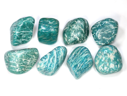 Амазонит, галтовка в ассортименте, Кольский по-в (20-25 мм, вес: 7-8 г) №25019