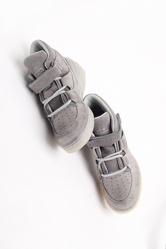 Grey velcro converse clearance