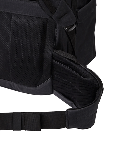 Сумка на пояс Thule Aion Sling Black