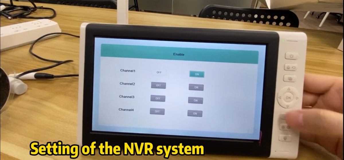 Комплект системы беспроводного видеонаблюдения, монитор 7" с NVR и 2 уличные ВК DE/WIPK-2Mp-XM1