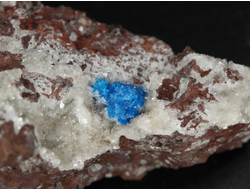 Кавансит, кристаллы на породе, Индия (52*29*19 мм, 29 г) №28634