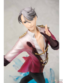 Фигурка 1/8 Виктор Никифоров (Victor Nikiforov)