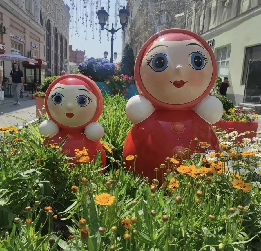 Большая неваляшка из стеклопластик