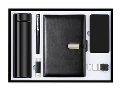Подарочный бизнес набор: термос, ежедневник, флеш-накопитель USB, powerbank 10000mAh,  ручка, брелок-открывашка