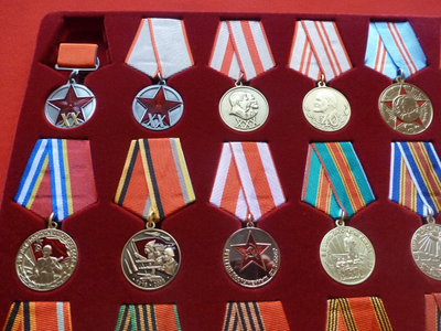 "Медали СССР в планшете" 4-я часть. Муляжи высокого качества!