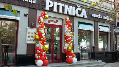 Разнокалиберная (фантазийная) гирлянда из воздушных шаров