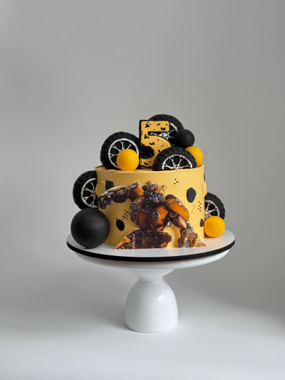 Торт с Бамблби