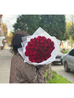 Букет из 51 кенийской розы Red