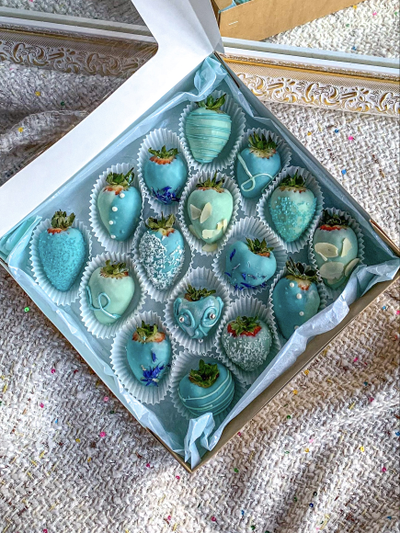 Коробочка с клубникой тиффани